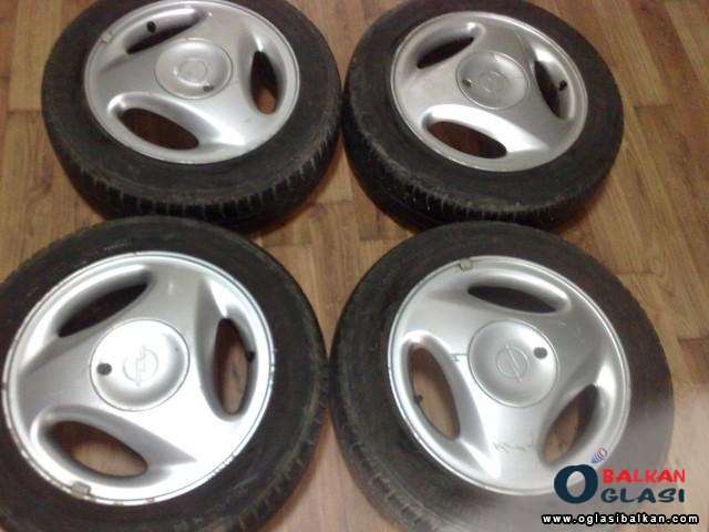 Aluminijumske felne za Opela R13 4 kom Automobili - Delovi Subotica