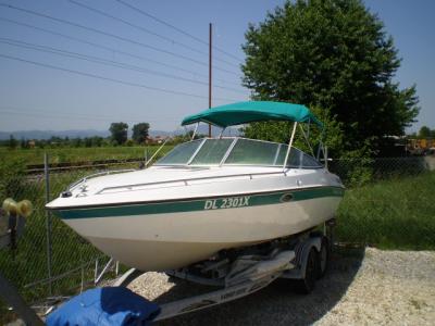 Chris Craft 226   7 m dugacki gliser prodajem za 6000 eura Plovni Objekti - Gliseri Srbija