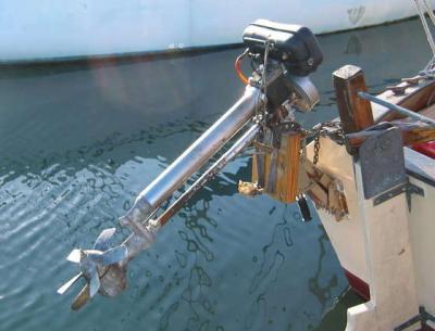 200e za „British Seagull“ (Sigal) 5,5 KS Vanbrodski motor Plovni Objekti - Motori Beograd