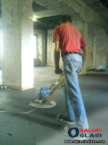 Masinski ravnajuci sloj -cementne kosuljice Gradjevinarstvo - Usluge Srbija