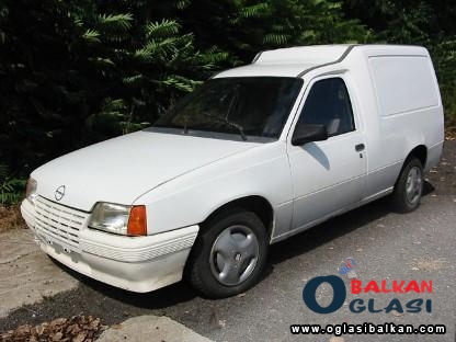 Prodajem Opel Kadet Combo Dobro ocuvan Automobili - Prodaja Automobila Srbija