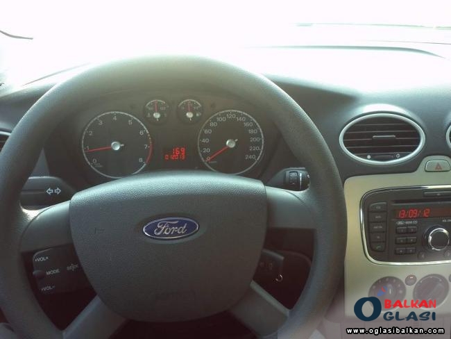 Ford Focus 1.4 Ambiente (benz), 2011, 12.000km, 8.000 eur, 063/185-50-57 Automobili - Prodaja Automobila Srbija