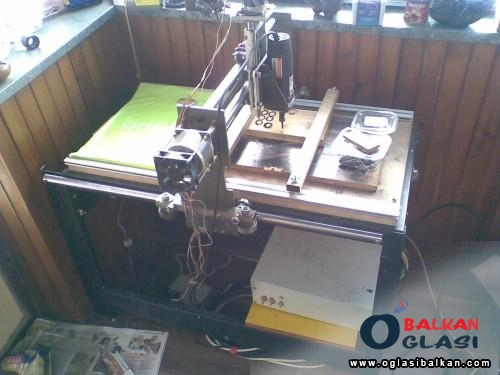 CNC masina za graviranje drveta i ostalih materijala Masine - Masine za obradu drveta Srbija